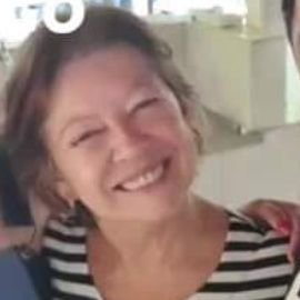 CybeleCamargo4's profile picture. 