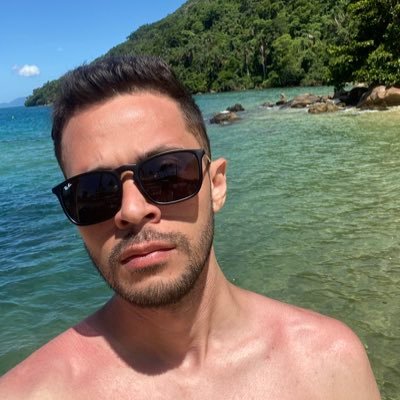 _macenagui's profile picture. 