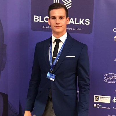 CisarDominik's profile picture. 👑