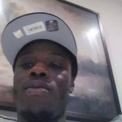 callmoiflame's profile picture. optimist.