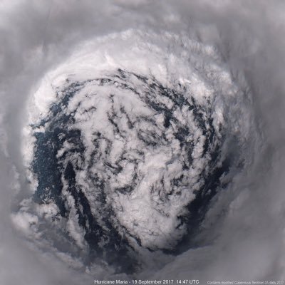 ⚡#Tormentas, #huracanes y #borrascas. ❄ Ventiscas y #nevadas. 🌊 Olas gigantes. 🌪 Un #tornado. ☔ #Lluvias intensas. ¡Todo esto va con nosotros!