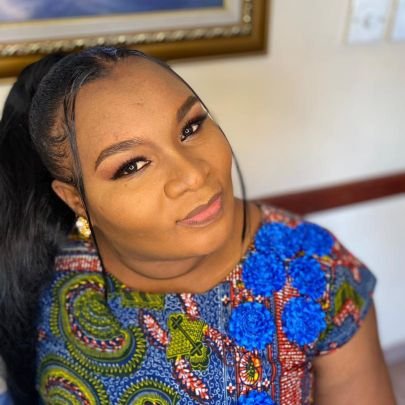 Urslaressel's profile picture. Urslar  is a multiple genre vocalist/artist, with music reading, and theater art performance🎶🎭