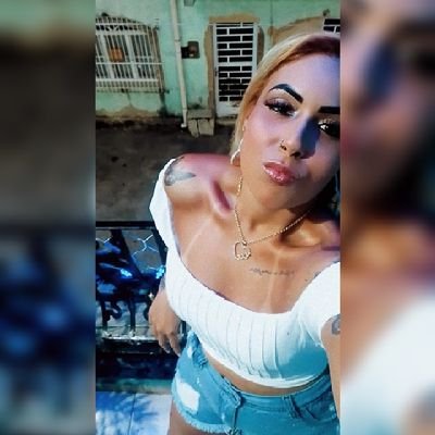 25 anos , mamãe do Miguel 😘
Flamenguista CRF  ♥️🖤🙅🏼