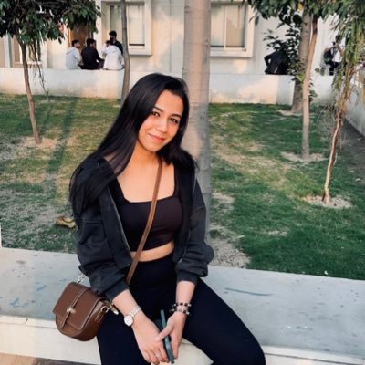 khushimittal012's profile picture. Love, Eat and Pray.