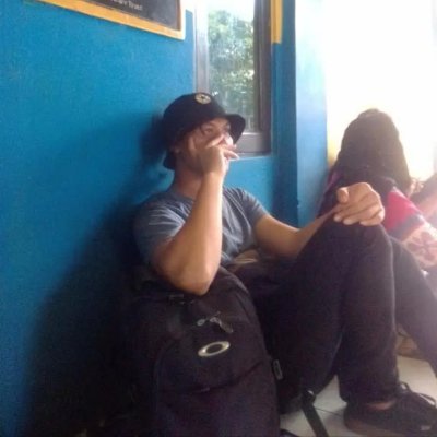 Supriha53104201's profile picture. Makan