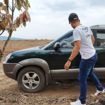 LuisLeo_BSC's profile picture. Contigo aprendi el significado de la palabra AMAR. El dia que vuelva amar otra mujer sobre la tierra sera a mi hija. Bienaventurados los que aman y son amados