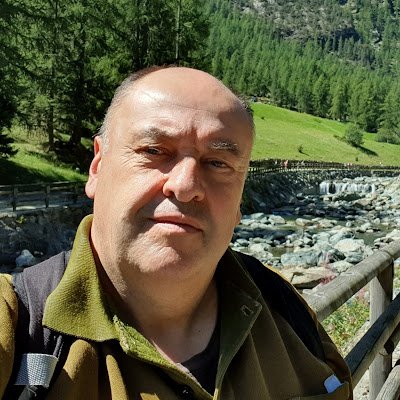 MassaiaRenato's profile picture. 
