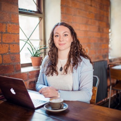 Hey, I'm Meghan (or Meg) 😃. Freelance Copywriter for creative business owners. Personality-led copy to get excited about ✍🏻. Background as an artist 👩🏻🎨.