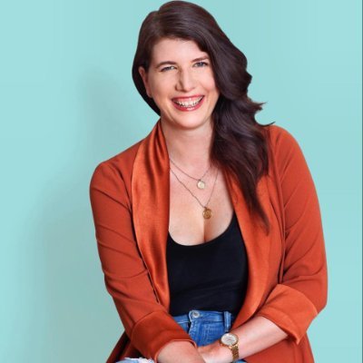 shanynmaguire's profile picture. Producer of feature films. Model and Tim McGraw enthusiast. If the world were a blank canvas I would drench it with bright RED paint.