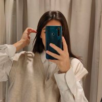 Eloïse (@eloshaka) 's Twitter Profile Photo Eloïse (@eloshaka) 's Twitter Profile Photo