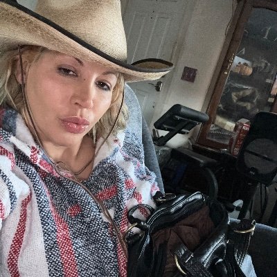 BidenThepresid3's profile picture. Licened esthetician in California state join my fan club tons of vids on sale custom ones 350 on sale for a nin min video or join my fan club just click my link