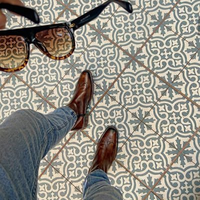 gymbot19's profile picture. You know who I AM.