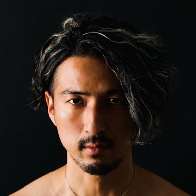 \世界25ヵ国以上でパフォーマンス/ 【Dancer_Photographer】 TRF /東方神起 / enraパフォーマー 撮影等のご依頼はDMまで