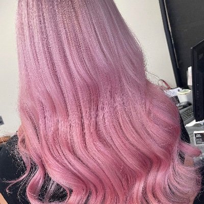 Wella Master Colour expert salon with over 30 years in hairdressing and hair extensions expert
