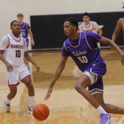 kennychukelu24's profile picture. 6,6 forward @ChurchillFulshearhs basketball/Track Godfearing✝️ 2026 6,7 high jump pr