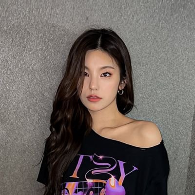 midzy_teumey's profile picture. 