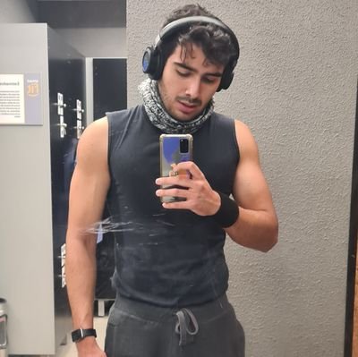 FernandoAcuaGa1's profile picture. I said please don't slow me down if I'm going too fast