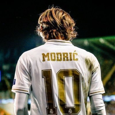 لمّـا جهلنا عبدنا الشمس شامخة … مـا عبـدنـا تمـاثيــلاً وأوثـانــا 🇾🇪