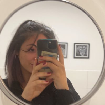 sunflowernaaz's profile picture. 