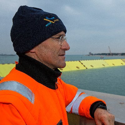 35-years of #VENICE #MOSE #LAGOON #NATURE #DESIGN
have made me an all-around #MENTOR for any demanding #VISITOR passionate to becoming #RESIDENT...Soon!