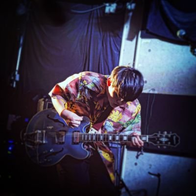 MONOLITHやってます。ボーカル弾いてギターしてます。八王子です。米と米に合うものが好きです。あとなんか色々好きです。サイボーグです。
