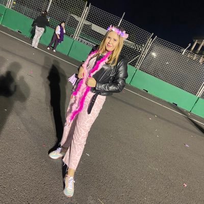 XimenaGS17's profile picture. 