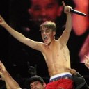 Danielle Stone - @jb_1605 - Twitter