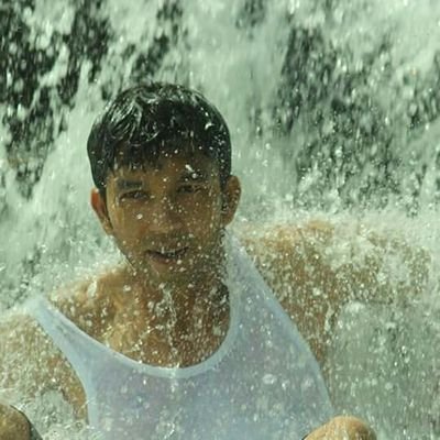 msalamapu's profile picture. "I just wanna see how big of a footprint I can leave on the earth before I leave."