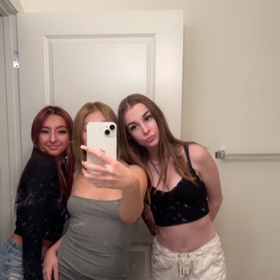 savmulholland's profile picture. hii