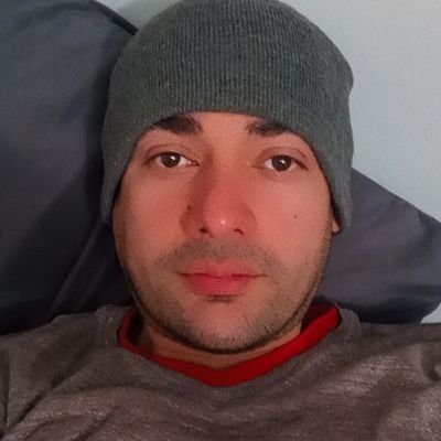 EnriqueSandrea's profile picture. Publicista, diseñador, músico, poeta y loco. Enamorado de mis hijos. El futbol, una pasión. La cocina, mas que un hobby.