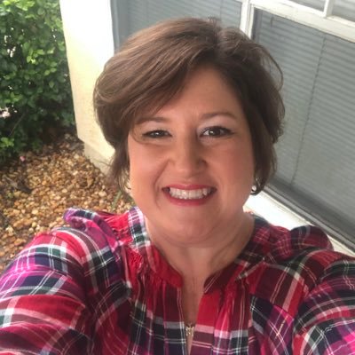 Caregiver of loving , stubborn parents. Love God, Family, and Country. Former Podcast Producer.