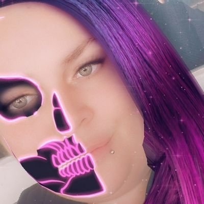𝕾𝖕𝖔𝖔𝖐𝖘.𝖝🖤💀🕷🥀
⚠️18+ content!!🔥
🖤Dark Romance🖤/🩸Horror🔪
📚2023 - 007/150