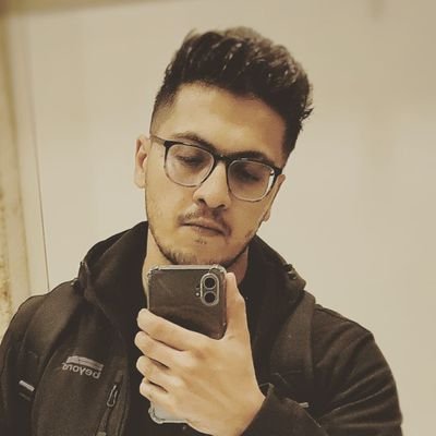 Parth_says's profile picture. 👨‍💻