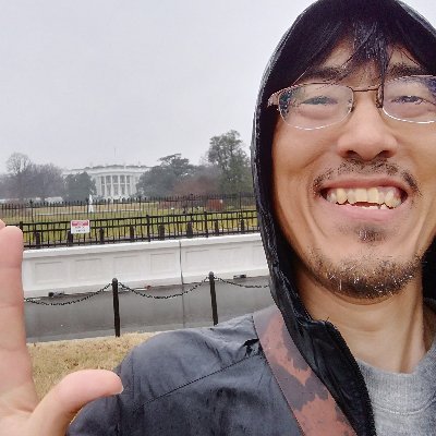 50歳にして太田プロの養成所25期生になりました。クオーラで、音楽に関する事を中心に、気になった質問に回答しています。