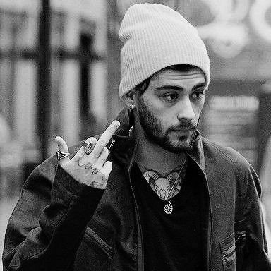 una fan de zayn, so crazy and revolutionary.
if you know nothing shut your fucking mouth