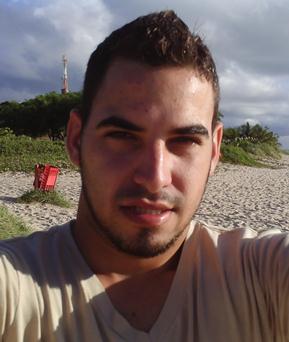 Socio Representativo do Rotaract Club de Cajazeiras, Conselheiro do COMJUV (Conselho Municipal da Juventude de Cajazeiras), Técnico em Edificações, Namorando...