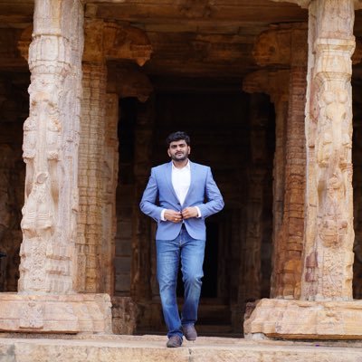 viveknalamalapu's profile picture. 