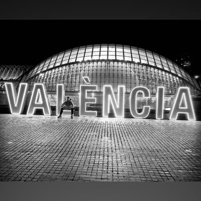 🇮🇪 in 🇪🇸. Journalist & content editor. Valencia CF season ticket holder. Football, boxing & darts fan working in the sports betting industry.
