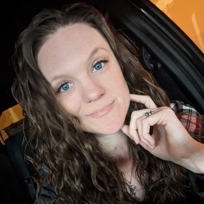 Manda_MM's profile picture. Love is all you need.