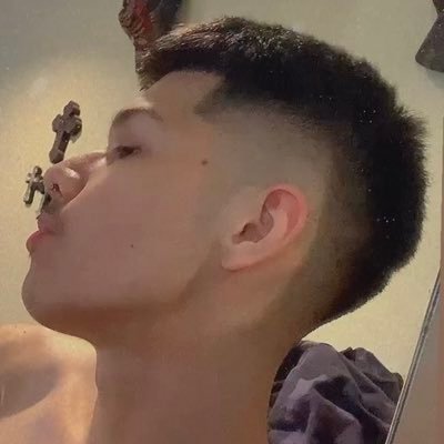 boirichyjj's profile picture. there’s gay stuff just sayin