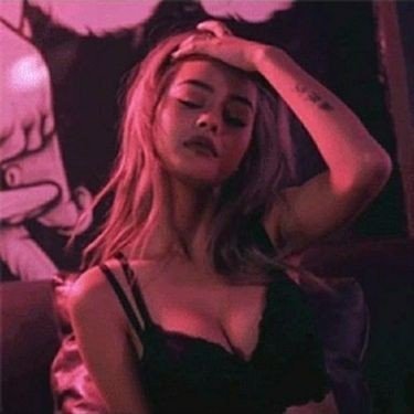 mazbby_'s profile picture. babygirl • 19y • lesbian • manda que eu obedeço. 🧎🏻‍♀️