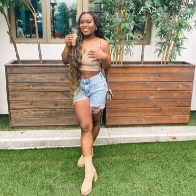 imancurtiss's profile picture. I am me, I talk my shit and I do what I does