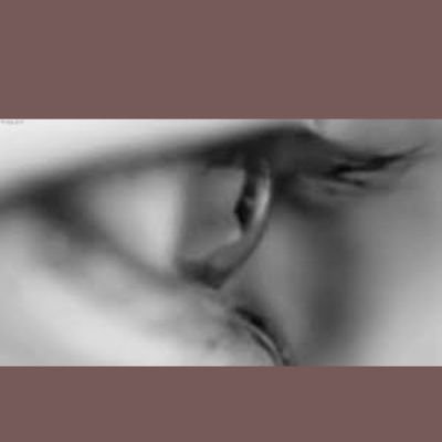 ‏‏‏‏لا  تلوم  الناس .. لأنها  خيبت  ظنك . 
لوم  نفسك ... لأنك  توقعت منهم  الكثير ..