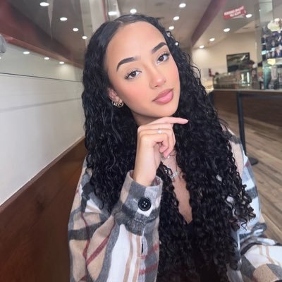 WardBriana1127's profile picture. | HFCC 23’👩🏽‍🎓 |