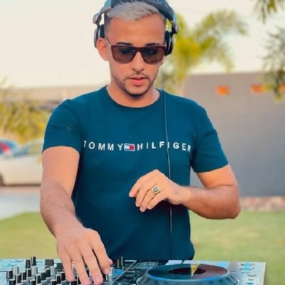 PRODUTOR E DEEJAY
(Born and Raised POA-ZL)
