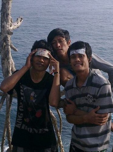 poetrahaltim's profile picture. 