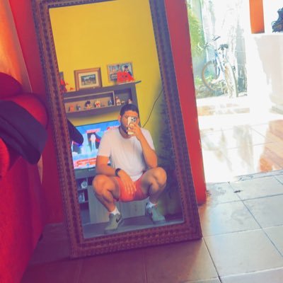 i2aguirre's profile picture. siempre ando al million por qué al cien andan todos 📿🪬🍀