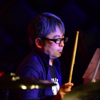 アジトドラムスクール🥁講師:佐野隆士・門真・萱島のドラム教室です! (@ajitodrum) 's Twitter Profile