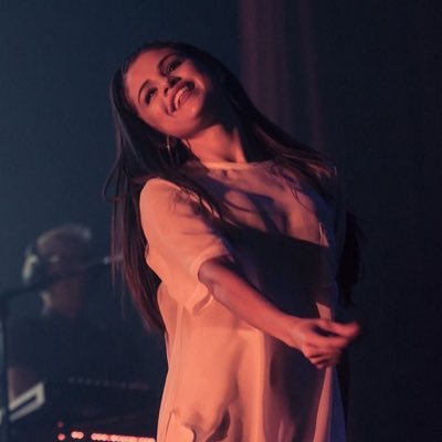 bubblesnglow's profile picture. all's well, ends well