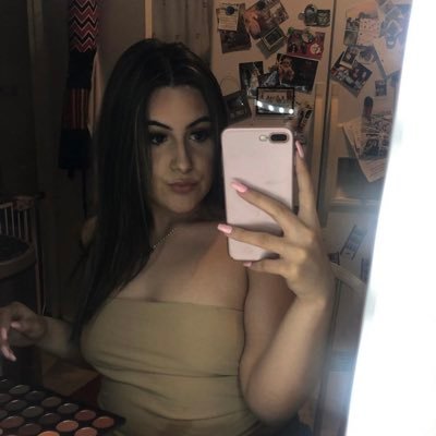 Boss up or get bossed around Leo♌️ • IG: camryn_0804